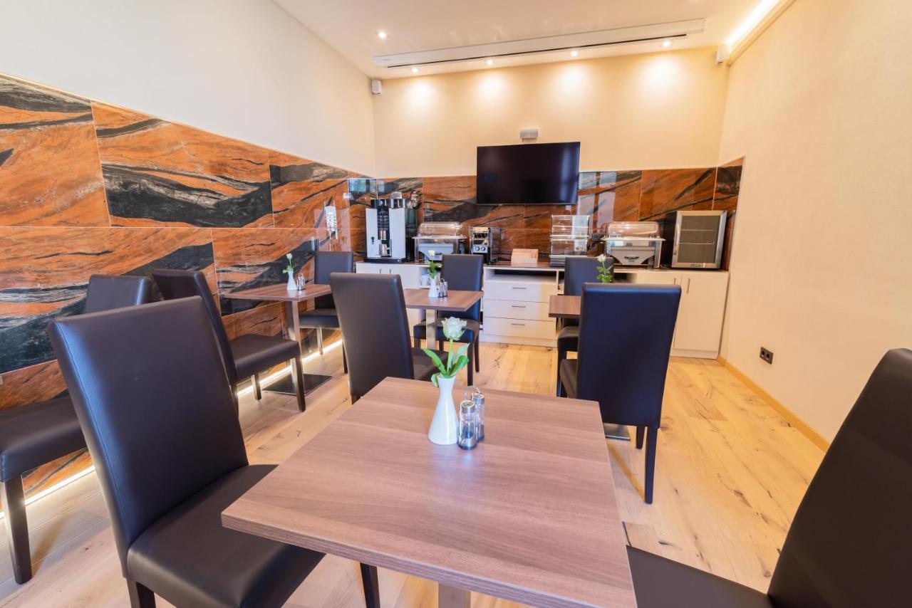 Liebknecht 13 Hotel Bernburg Eksteriør billede