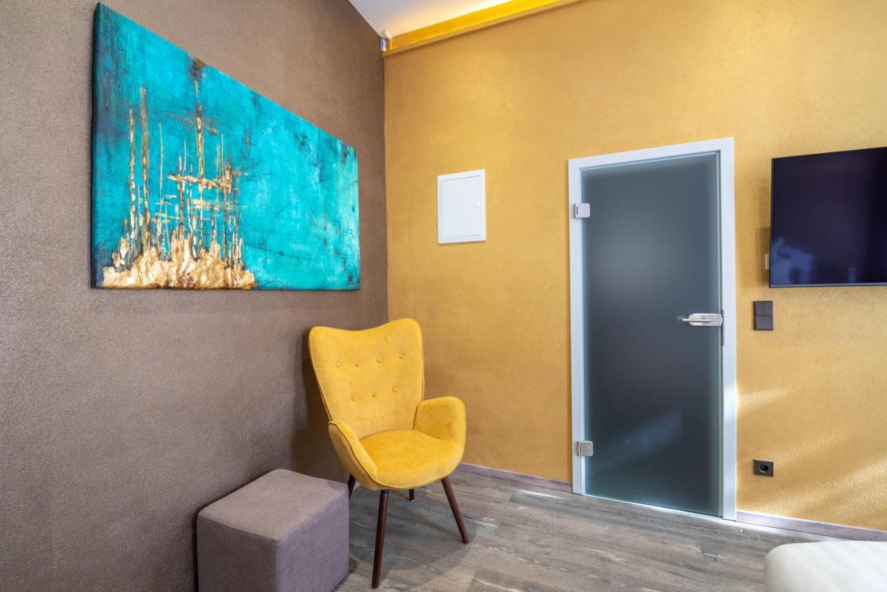 Liebknecht 13 Hotel Bernburg Eksteriør billede